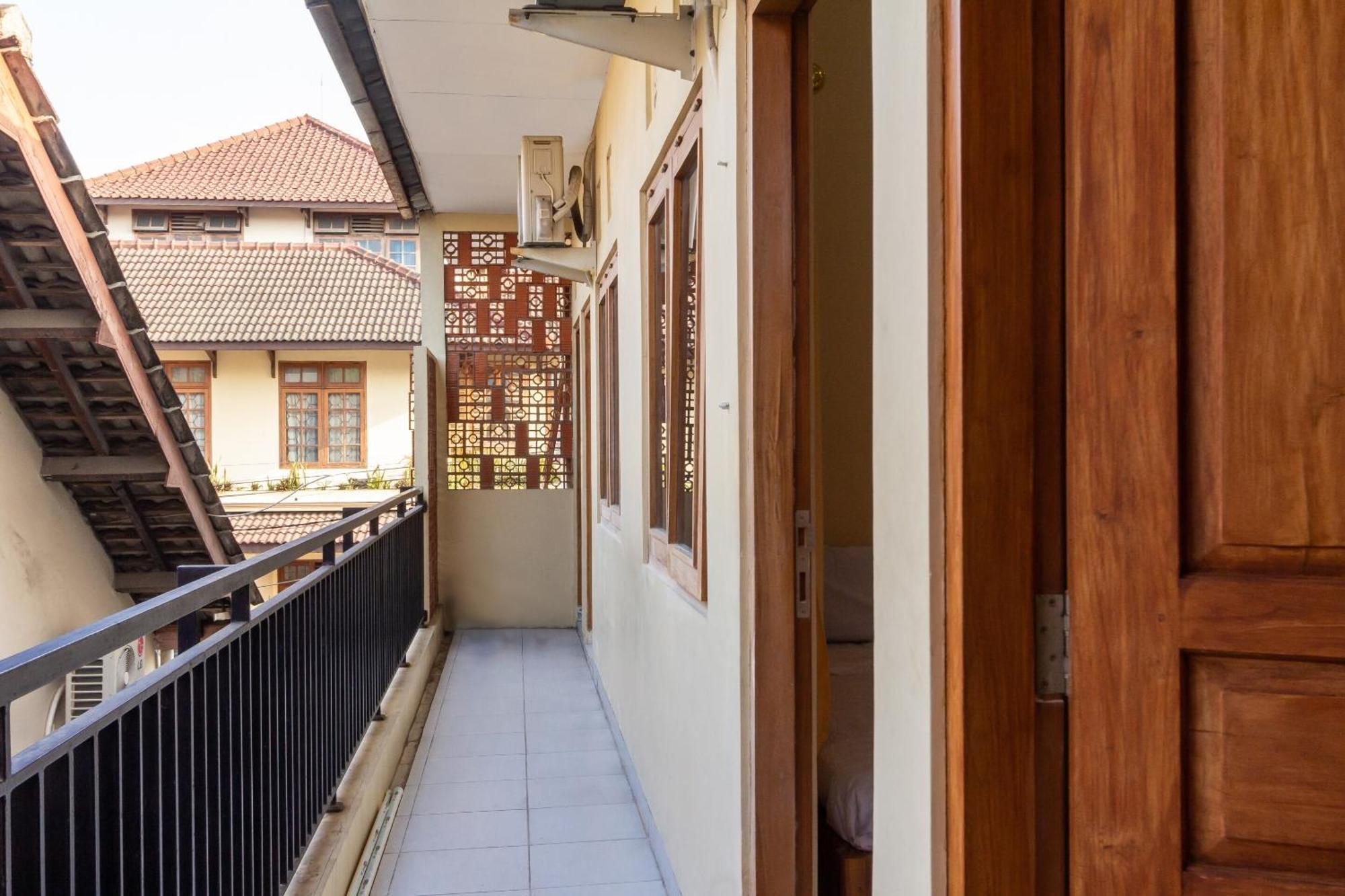 OYO 1150 Omah Ladrang Hotel Kejayan Bagian luar foto